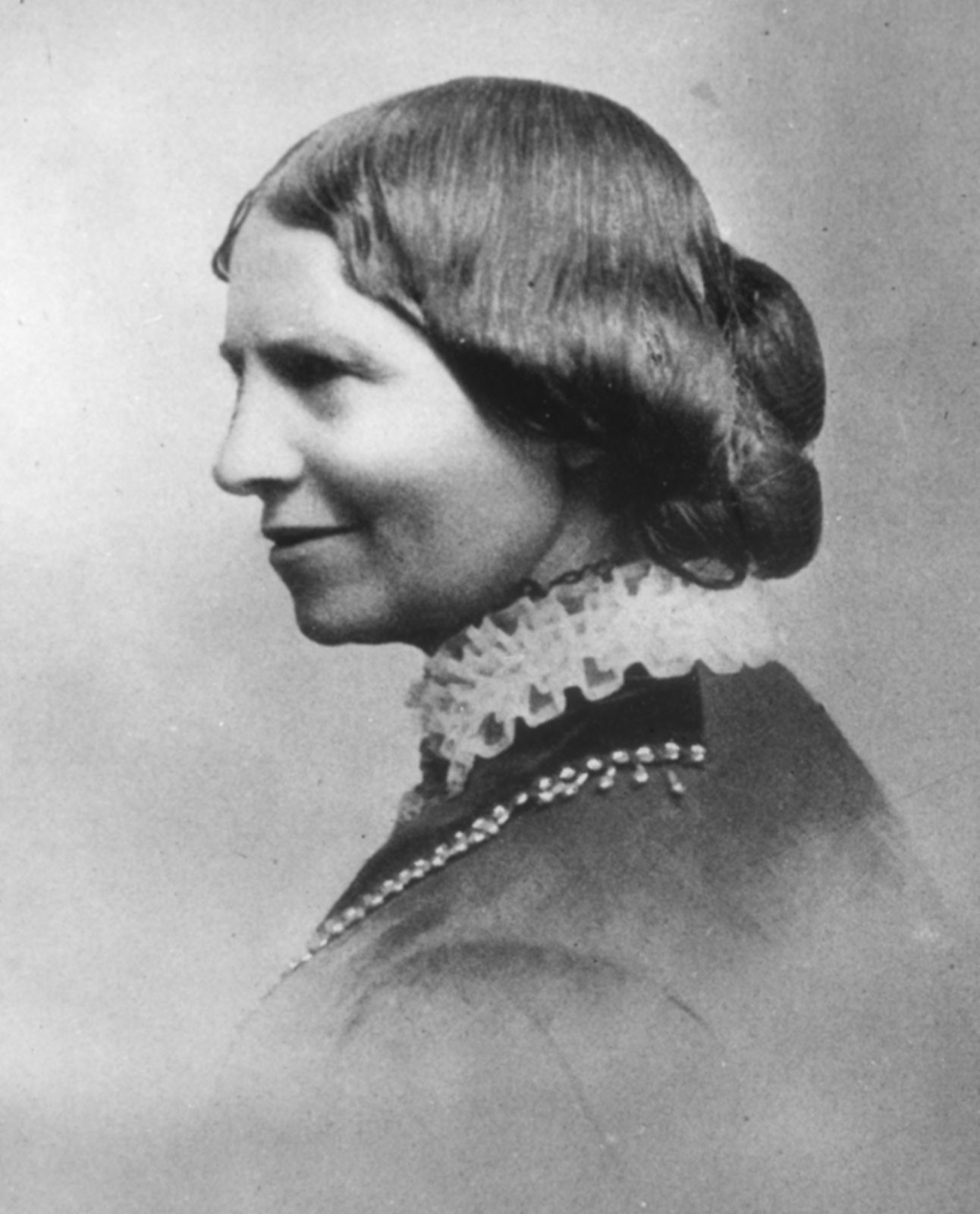 Clara Barton's crusade to bring the Red Cross to America